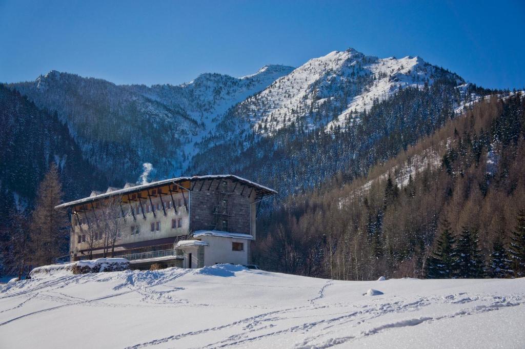 Hotel Gorski Kalatowki ซาโกปาเน ภายนอก รูปภาพ